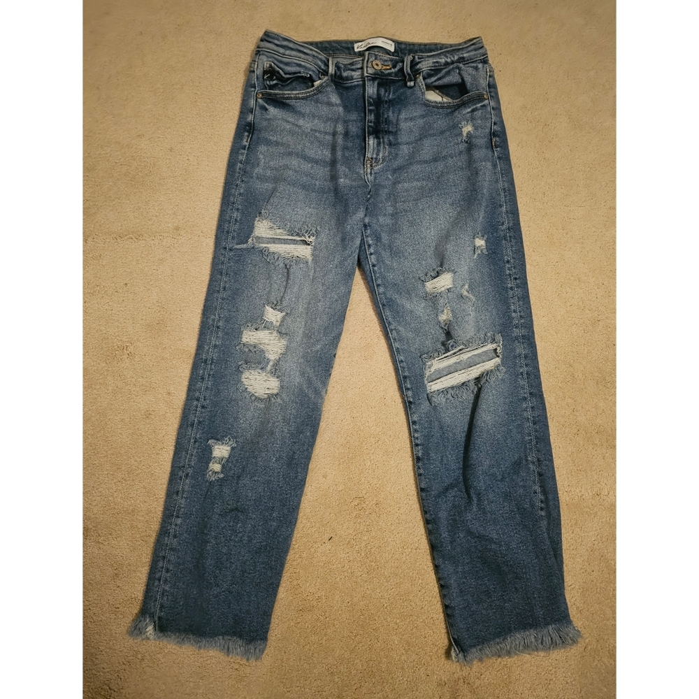KanCan Distressed Jeans